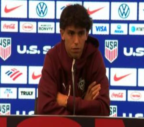 菲利克斯：若我们进球99%比赛会赢，新规若球员受伤躺着能怪谁呢