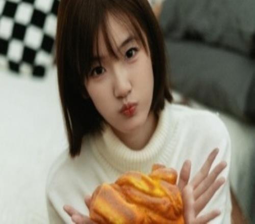 夏安晒照：每一只小猫咪都会被我亲一口！！