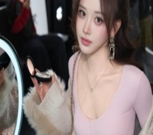 S3亚军中单前女友UU妹晒照：昨天的偶