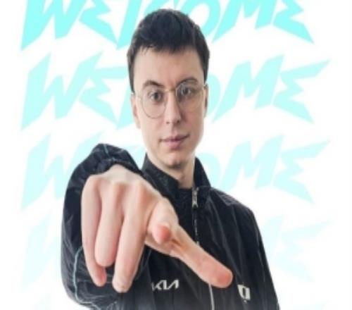 ���˽ڻֱ֮��֮���е���DK������Caedrel��Ϊ�е����룡