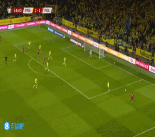 希维德尔斯基跟进包抄空门入网！波兰2-2再扳平