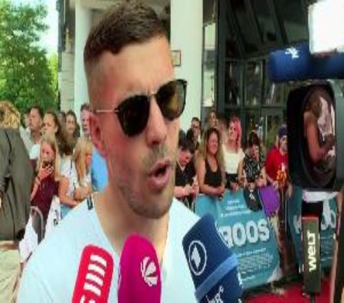 �����˹����ϣ���̴����������״̬����ӦΪӵ�п�����Ӧ�˷�