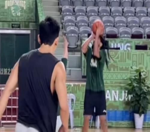 �Ѿ��������ˣ�J.Coleѵ�����ָɰ��������п���ˮƽ����