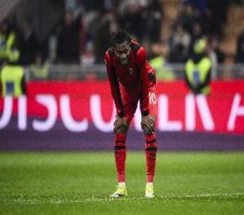 意天空：莱奥仍不知何时复出，出战那不勒斯存在很大疑问