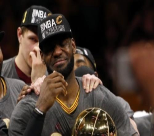 ղķ˹�������׹ڸ����������ظ�����ʿ��������Ϊ������