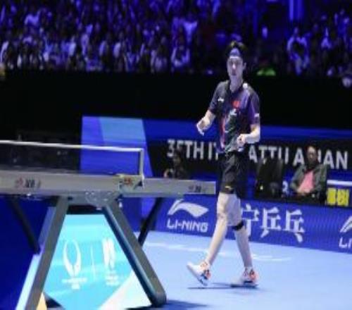 王楚钦谈逆转晋级：到了悬崖边了，小布对乒乓球的执着我非常欣赏