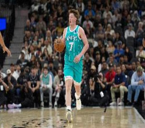 4号秀起飞！克尼佩尔4记三分砍20分3板2助单赛季三分创队史纪录