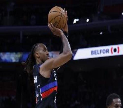 顶替坎宁安！詹金斯19中9拿到26分5板8助正负值+13