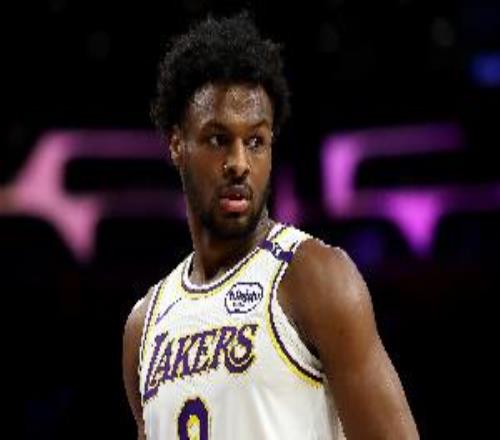 2年前的今天：布朗尼宣布参加2024年NBA选秀同时保留大学资格