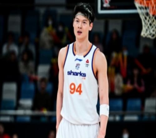 ���ߣ��������ڽ��ڵ�ѵ���нŲ�����Ԥ����սһ��