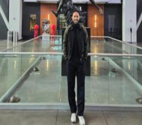 太阳报：已退役12年的亨利周薪近10万镑，做评论员、投资涉猎颇多