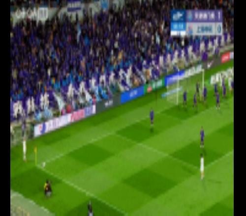 申花半场压哨扳平！高天意角球开出，朱辰杰高高跃起头球破门