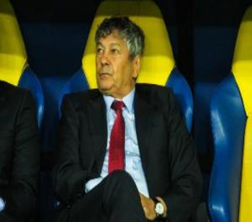 罗马尼亚队总监：卢塞斯库目前处于诱导昏迷阶段，对什么都没反应