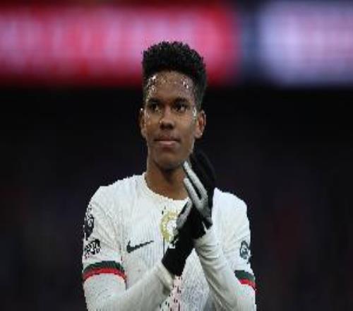 ��˹����Ϊ�ж������������ѽ�8������Ӣ��ʱ������U18��Ա���