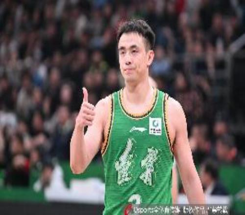 划水局！赵继伟全场3投1中得到2分3板6助1断正负值+13