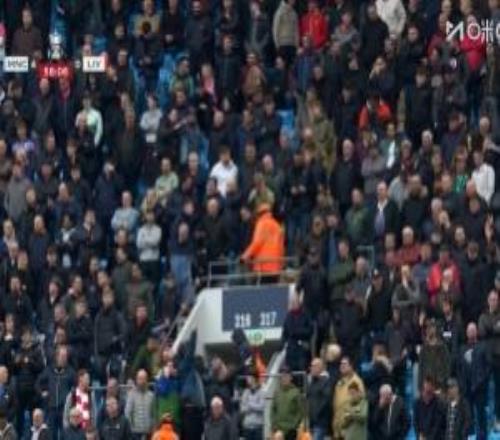 失望透顶!利物浦58分钟04落后曼城,很多红军球迷直接起身离场