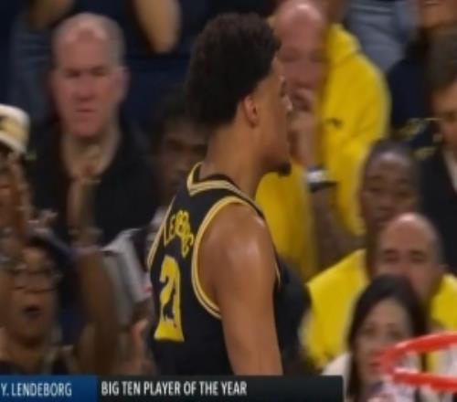 不利消息！密歇根主力&热门秀伦德博格脚踝受伤走回更衣室