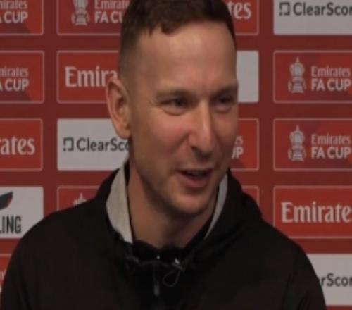 林德斯：愿萨拉赫离开红军前得到应有尊重，我们对哈兰德要求很高