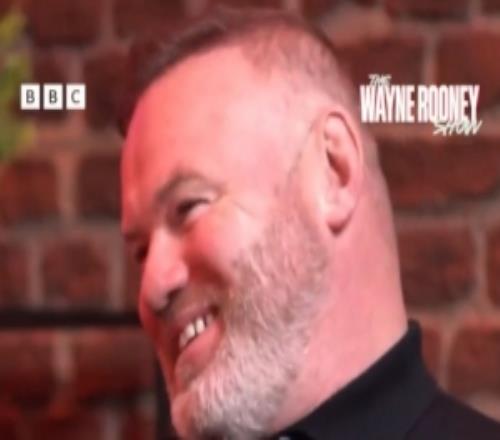 鲁尼谈与泰森见面：他开玩笑打我的肋骨，依然能看出他身上的锋芒