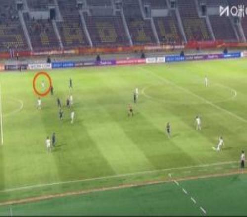 2度遭误判！U20女足传中造对方手球未获点，反越位破门被秒吹越位
