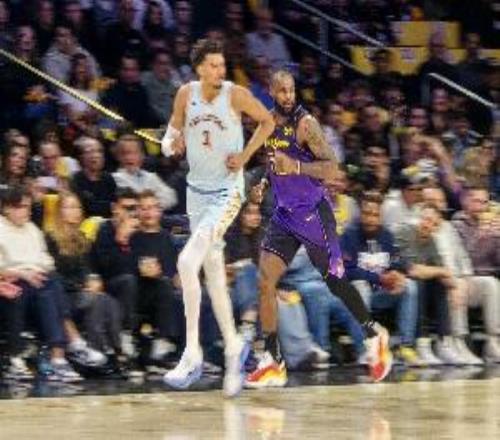 詹姆斯：文班巅峰未到来很庆幸那时我已退役看看球研究下高尔夫