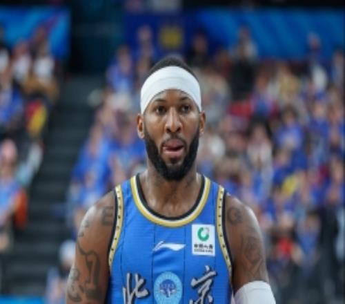 火力全开！杰曼10中7砍半场最高21分外加3助三分6中5