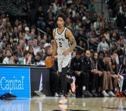 这全能新秀！哈珀13中6得到13分6板4助2断2帽5失误需改进