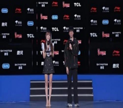 JDG����ɷ�JunJia����������ǰ�ڶ��������õ�������Ұ����ĺ�˳��