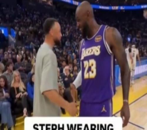 库里穿你的球鞋詹姆斯：他是有史以来最伟大的球员之一太酷了