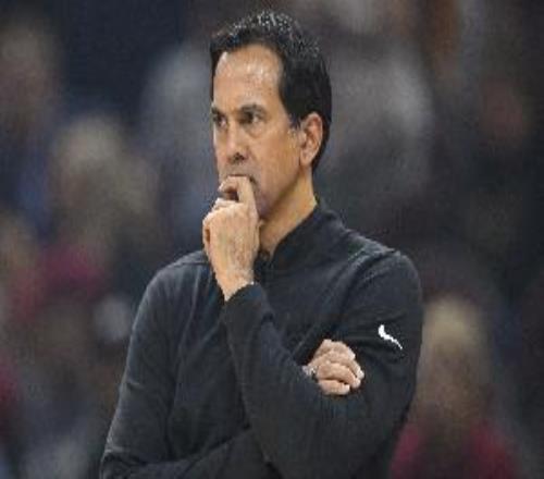 希罗：斯波会琢磨出新的调整方式来扭转局势我们不会放弃