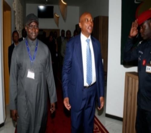 ��������ϯ̸���ޱ��������飺ϣ�����������Ž���Ҫ������Ϊ��