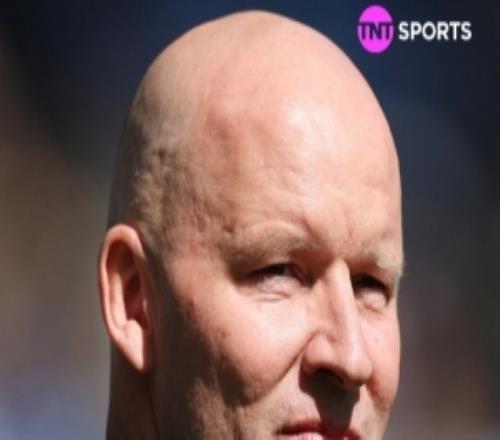 00逼平领头羊考文垂,谢周三连续37轮不胜创英国足球联赛纪录