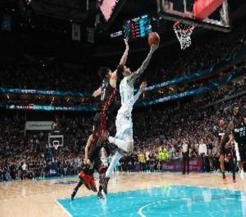 ������NBA����𸽼������޷�ת3�ֶԺ��������ʤ�����ս����