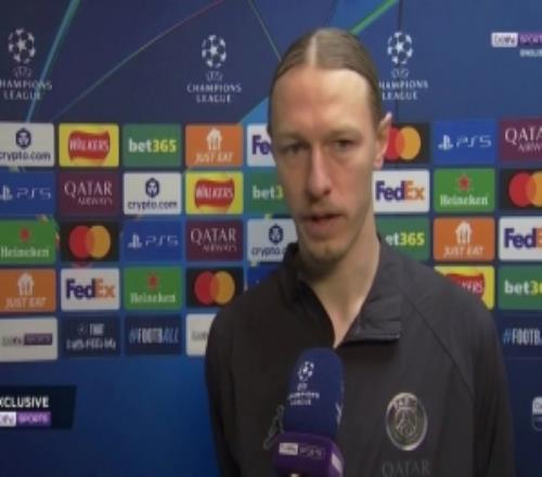 萨福诺夫：很高兴对阵强大的利物浦完成零封，这归功于全队的努力