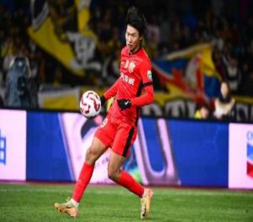 东体：安佩姆大概率能出战泰山队李新翔有望在近期迎来复出