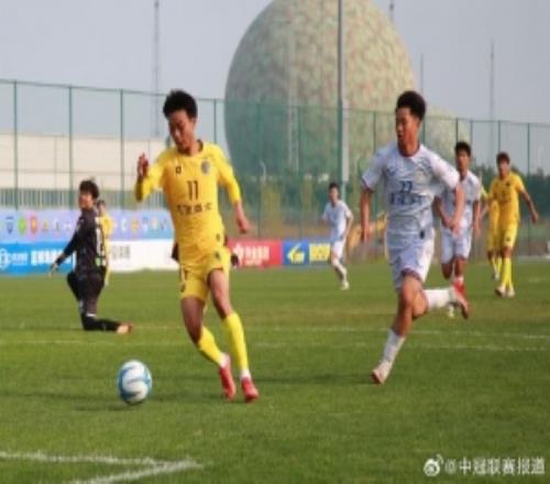 中冠综述：青岛复力40山西龙盛、大连聚惺晟恒41青岛追风少年