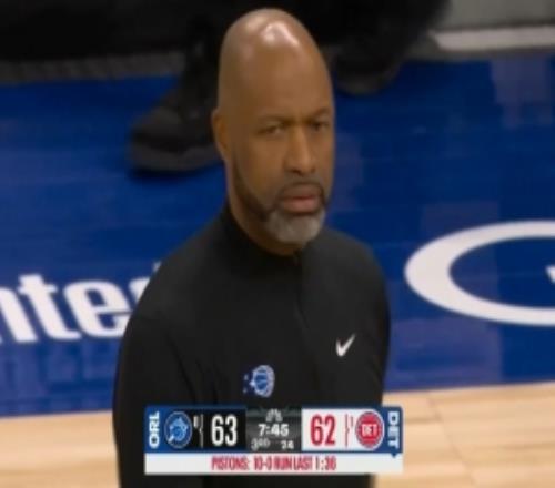 要认真了活塞一波100小高潮打停魔术分差仅剩1分