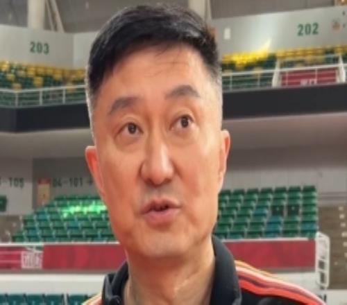杜锋：我们目前很困难徐杰身体不适大外援需要等他到位