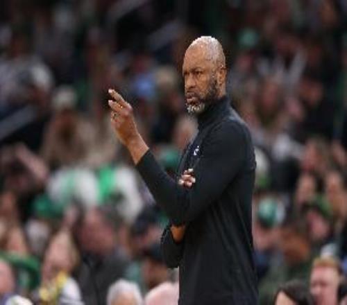 莫斯利：活塞身体对抗非常激烈他们打得极具侵略性