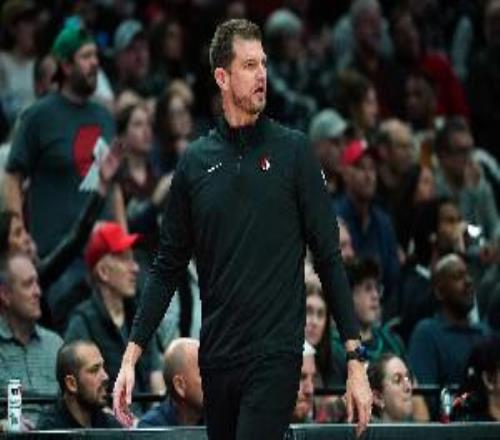 斯普利特：对阵马刺你需要三分投得好才行今天我们没有做到