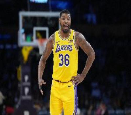 斯玛特：我是多功能瑞士军刀适配各种角色随时待命是我的本色