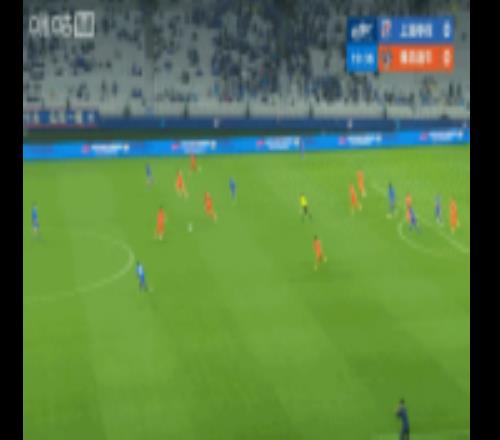 各吃一黄！特谢拉被颜卓彬持续拉拽，回身愤怒把对方推倒