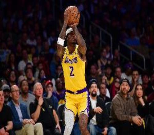 外线没谱！范德比尔特3中0没得分拿到5篮板空位三分不中