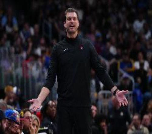 TA：邓顿未向斯普利特提出任何报价频繁考察他人对后者不够尊重