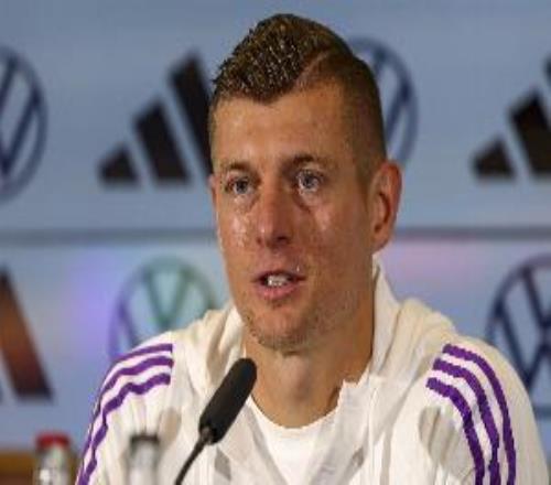 罗马诺：高层正在力推克罗斯回皇马任职，但不能断言回归已成定局