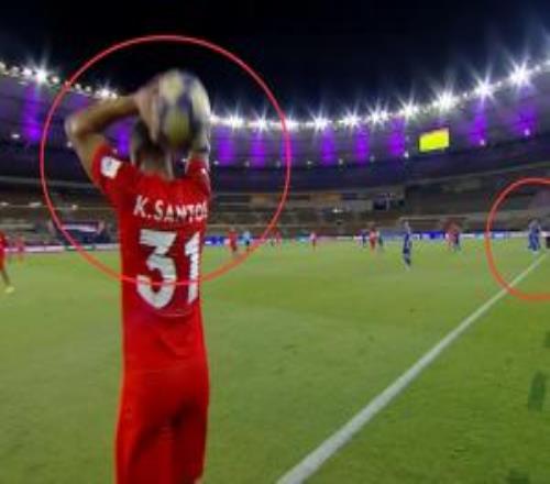 绝平因换人未完成被吹！保罗索萨怒喷：裁判水平不够，他吹哨了