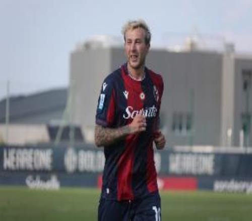 博洛尼亚官方：贝纳德斯基右髂肌出现损伤，预计恢复期为两到三周