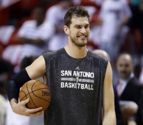 马刺球迷为他鼓掌斯普利特：那感觉很特别在马刺的岁月非常美好