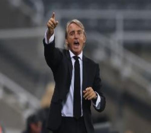 曼奇尼提前庆祝夺冠太早了！对手上诉获得3分，最后一轮重新争冠