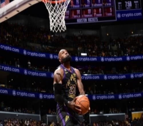 老骥伏枥！詹姆斯取得季后赛生涯第155场25+5+5继续刷新历史第一